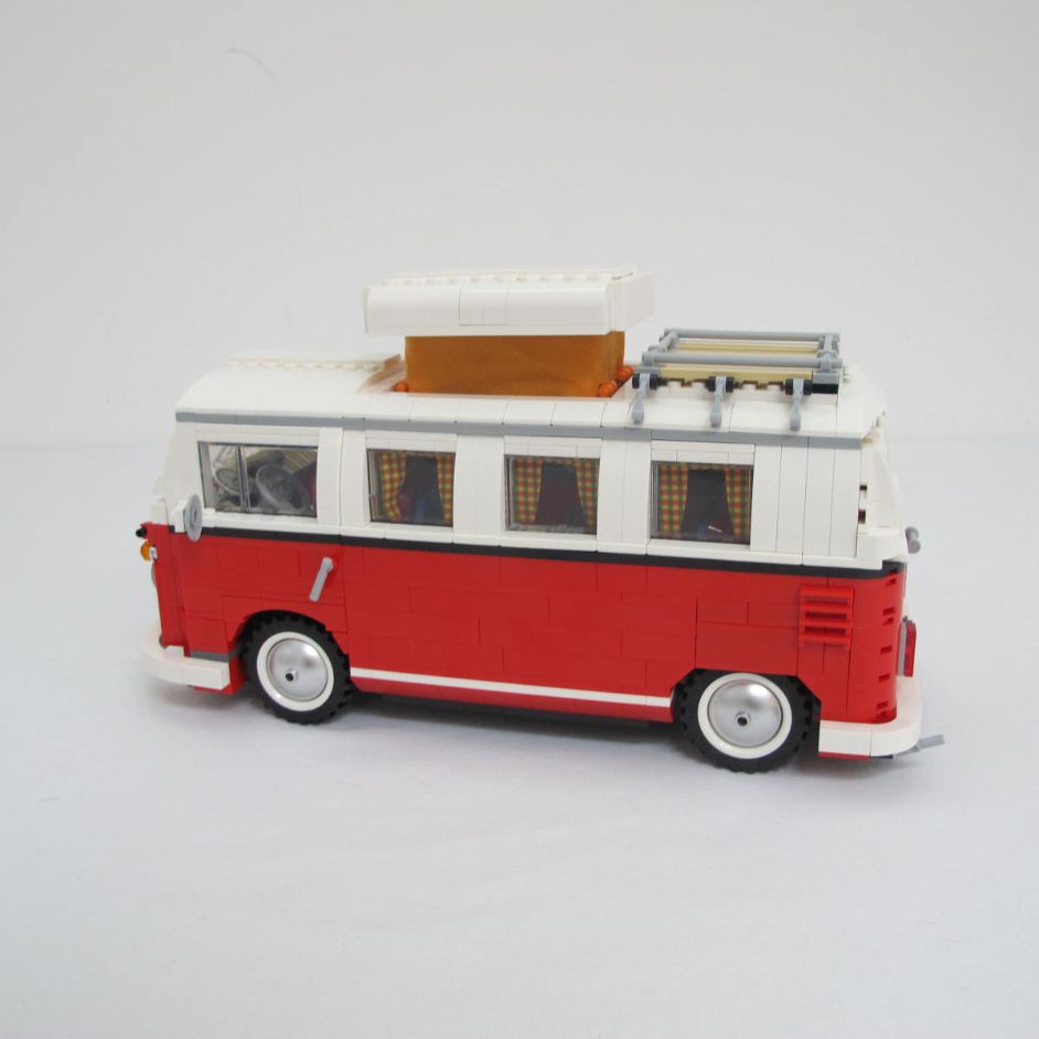 Volkswagen T1 Camper Van (VW Bus). Complete with instructions and box - Image 11