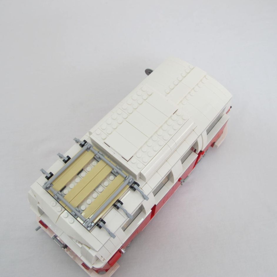 Volkswagen T1 Camper Van (VW Bus). Complete with instructions and box - Image 14