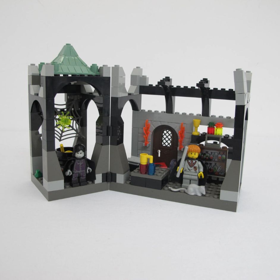Snape's Class. Complete with instructions, no box - Image 6