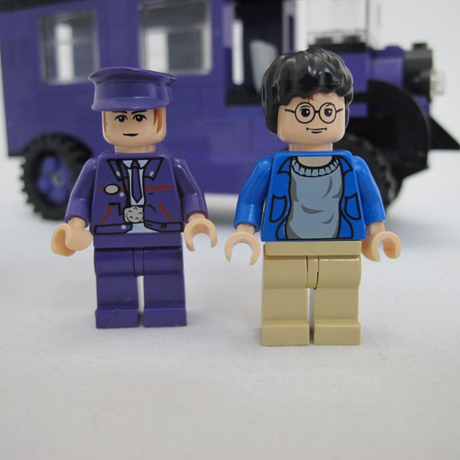 Knight Bus. Complete with instructions, no box - Image 7