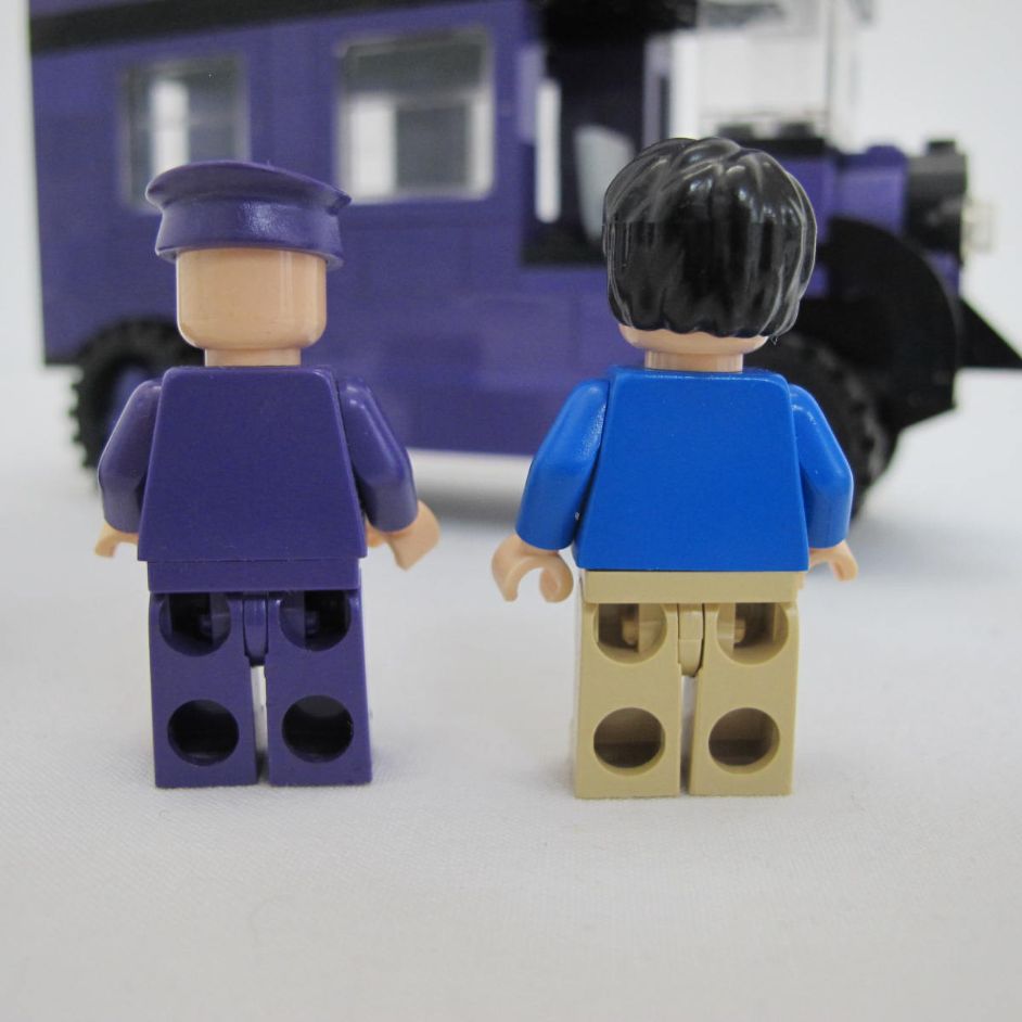 Knight Bus. Complete with instructions, no box - Image 8