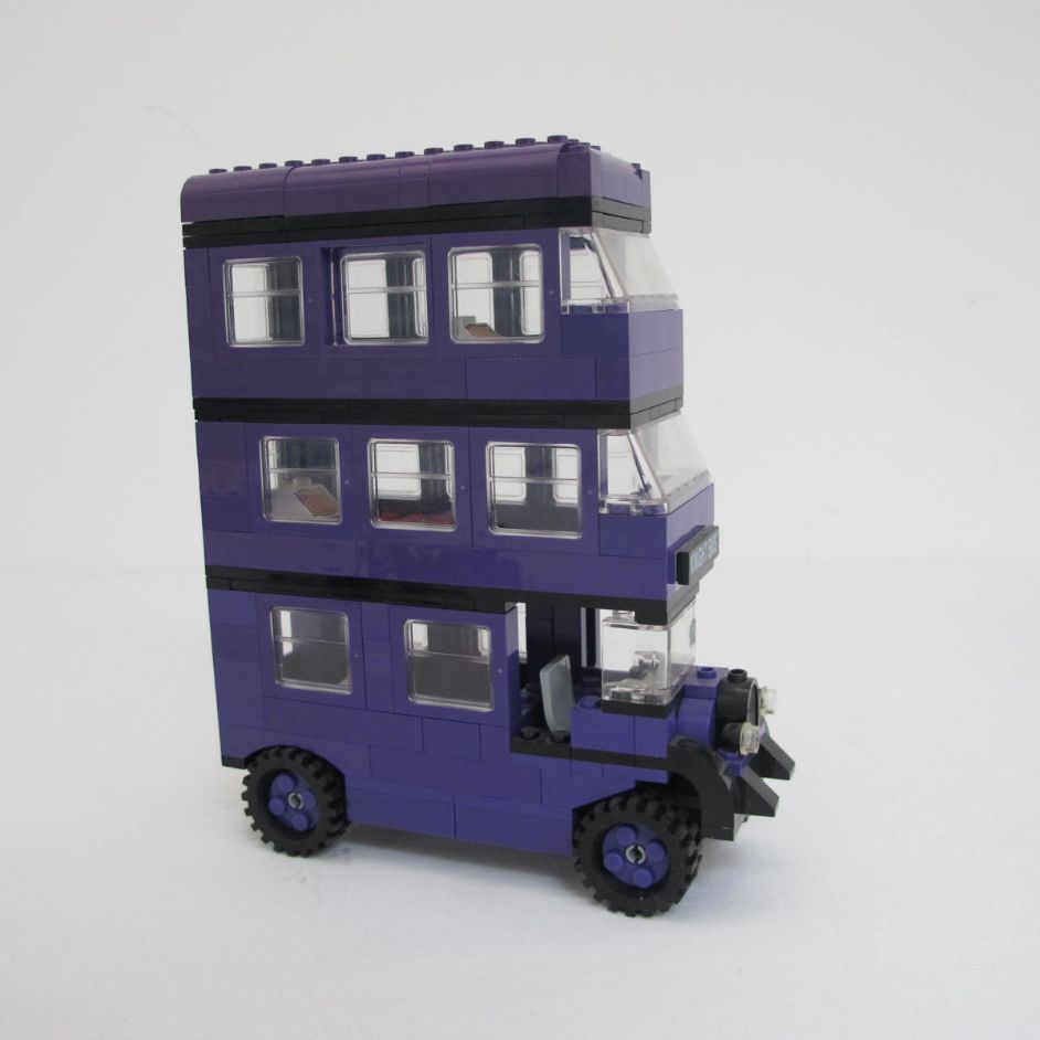 Knight Bus. Complete with instructions, no box - Image 10