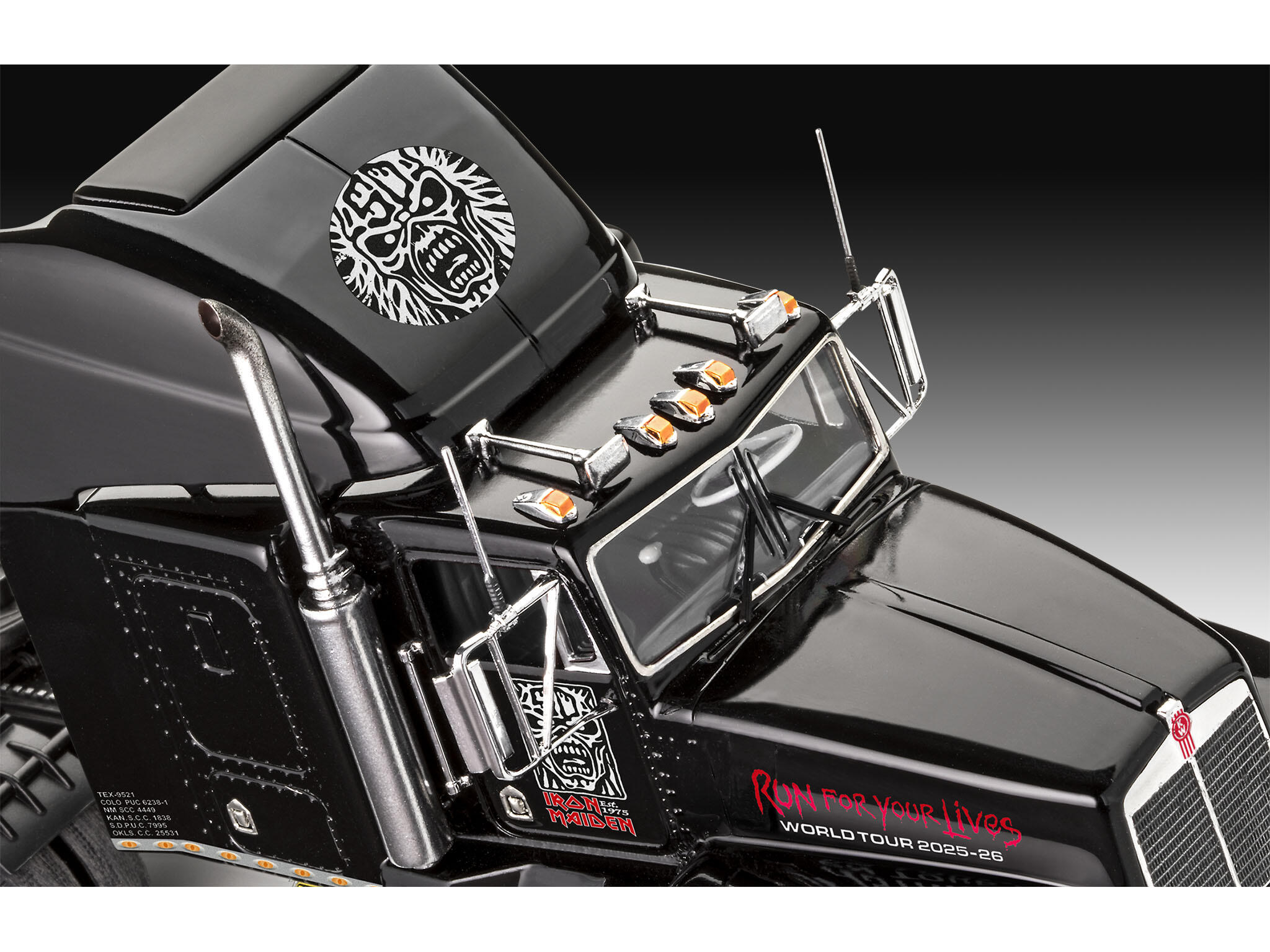 Revell Tour Truck "Iron Maiden" (50th Anniversary) 07740