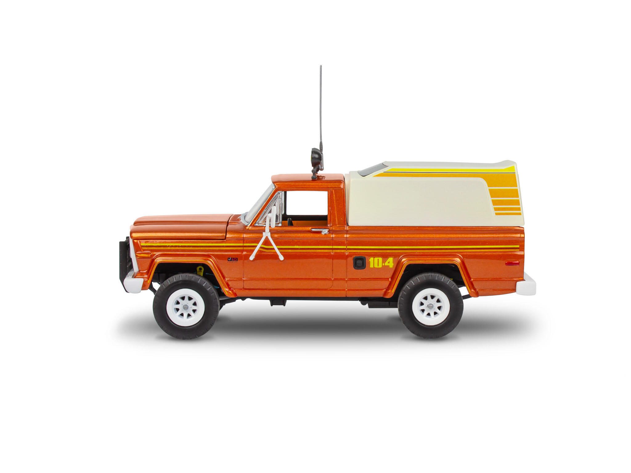 Revell 79 Jeep® J-10 Pickup with Camper Top 14568