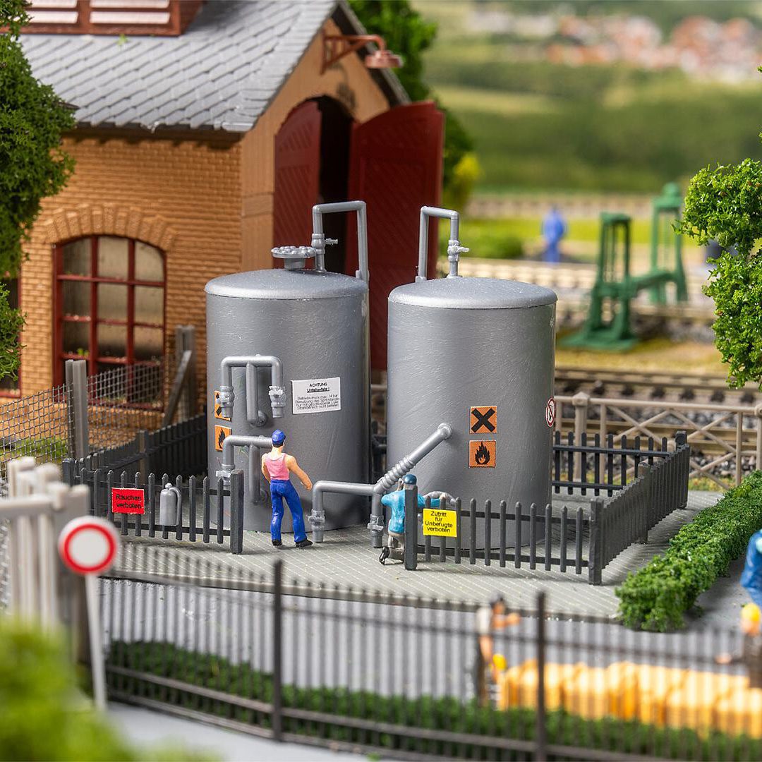 Faller 2 Storage Tanks 131338