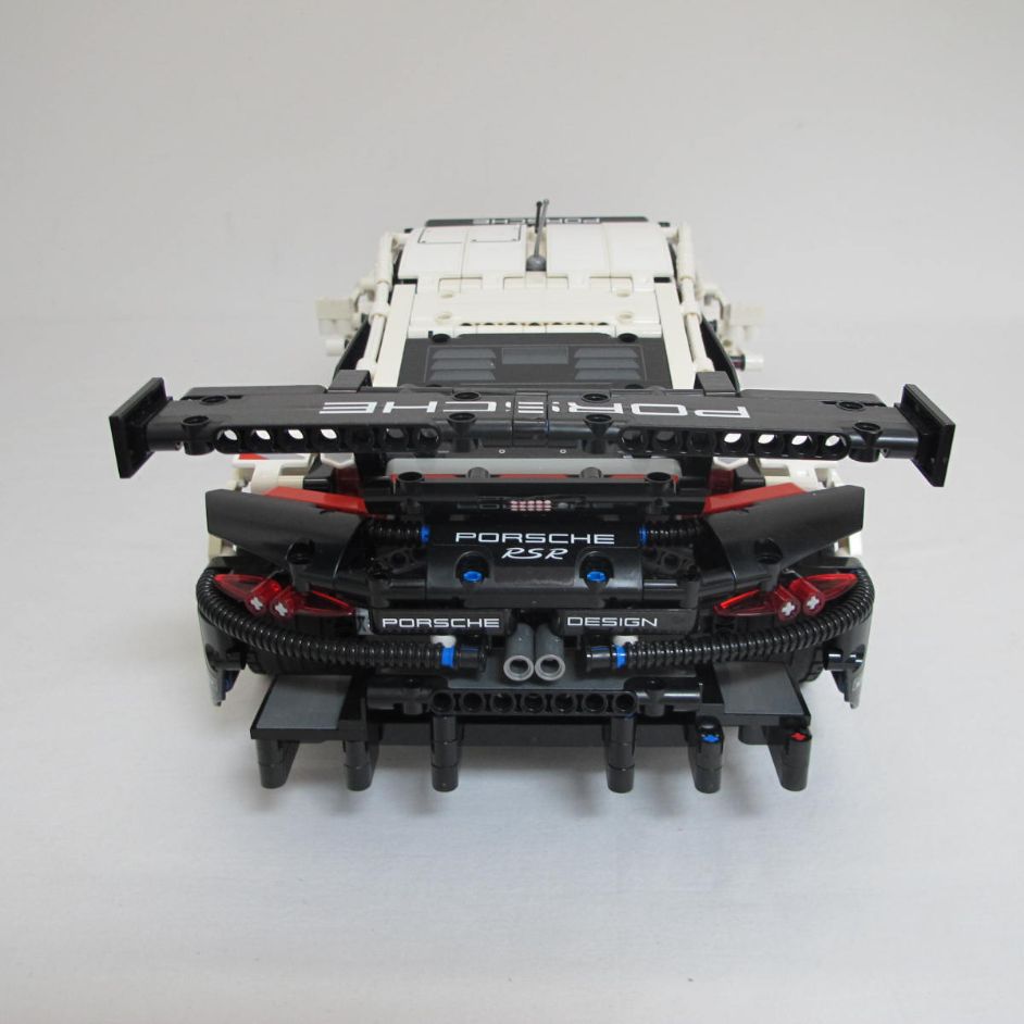 Porsche 911 RSR. Complete with instructions and box - Image 8