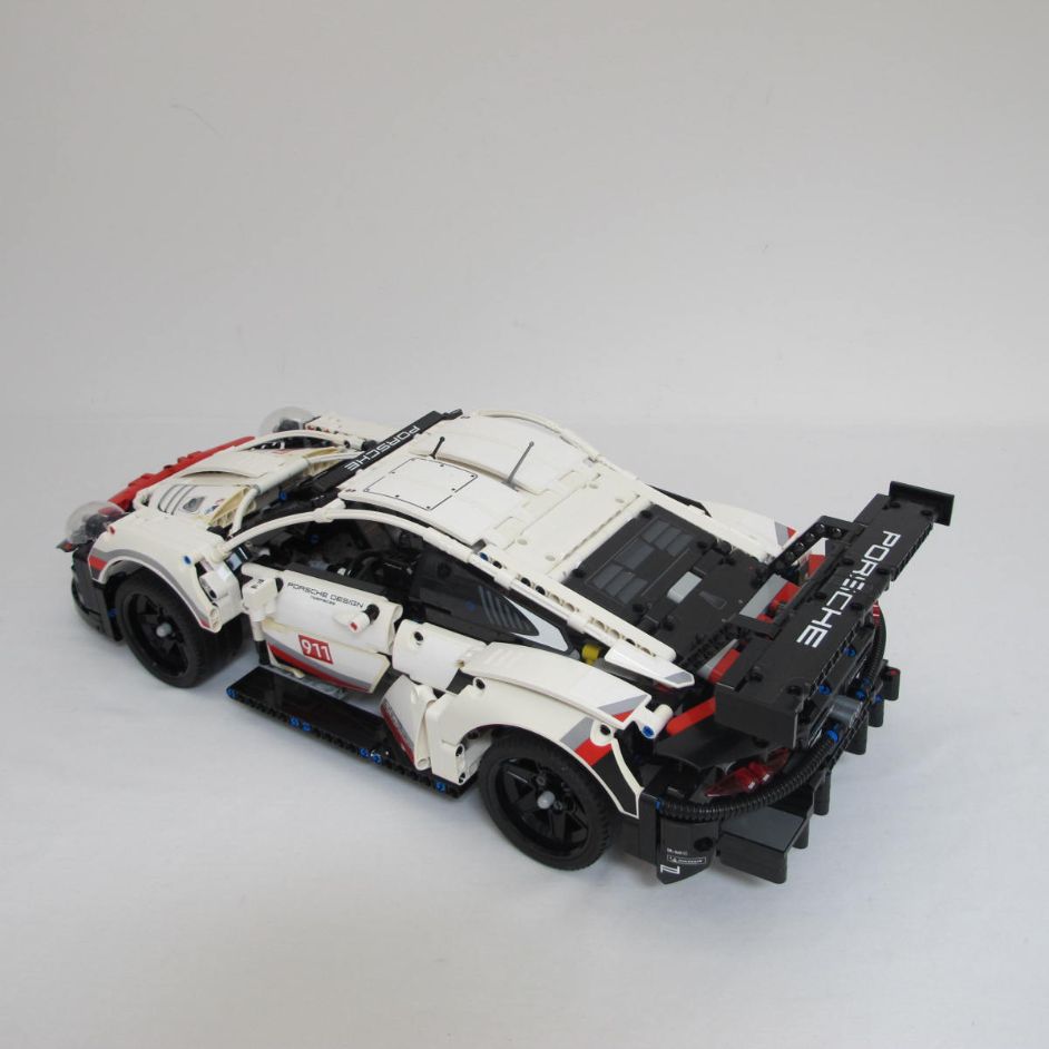 Porsche 911 RSR. Complete with instructions and box - Image 9