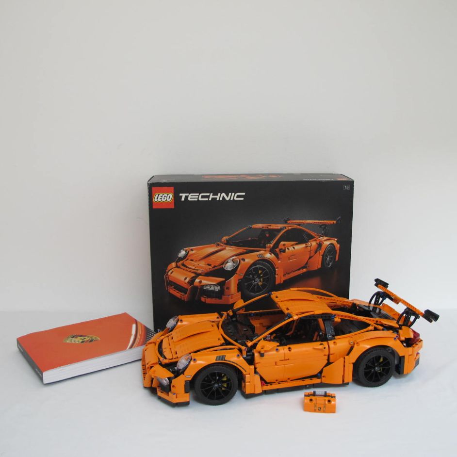 Porsche 911 GT3 RS. Complete with instructions and box