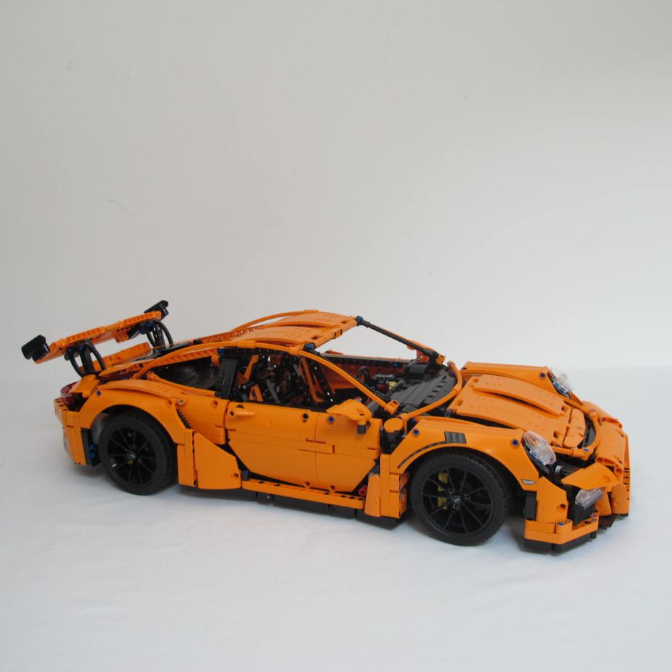 Porsche 911 GT3 RS. Complete with instructions and box - Image 3