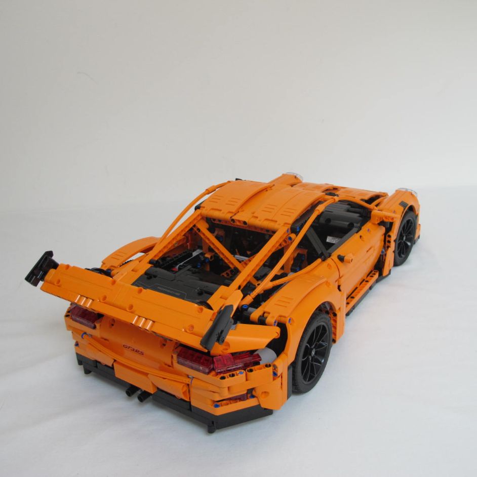Porsche 911 GT3 RS. Complete with instructions and box - Image 4