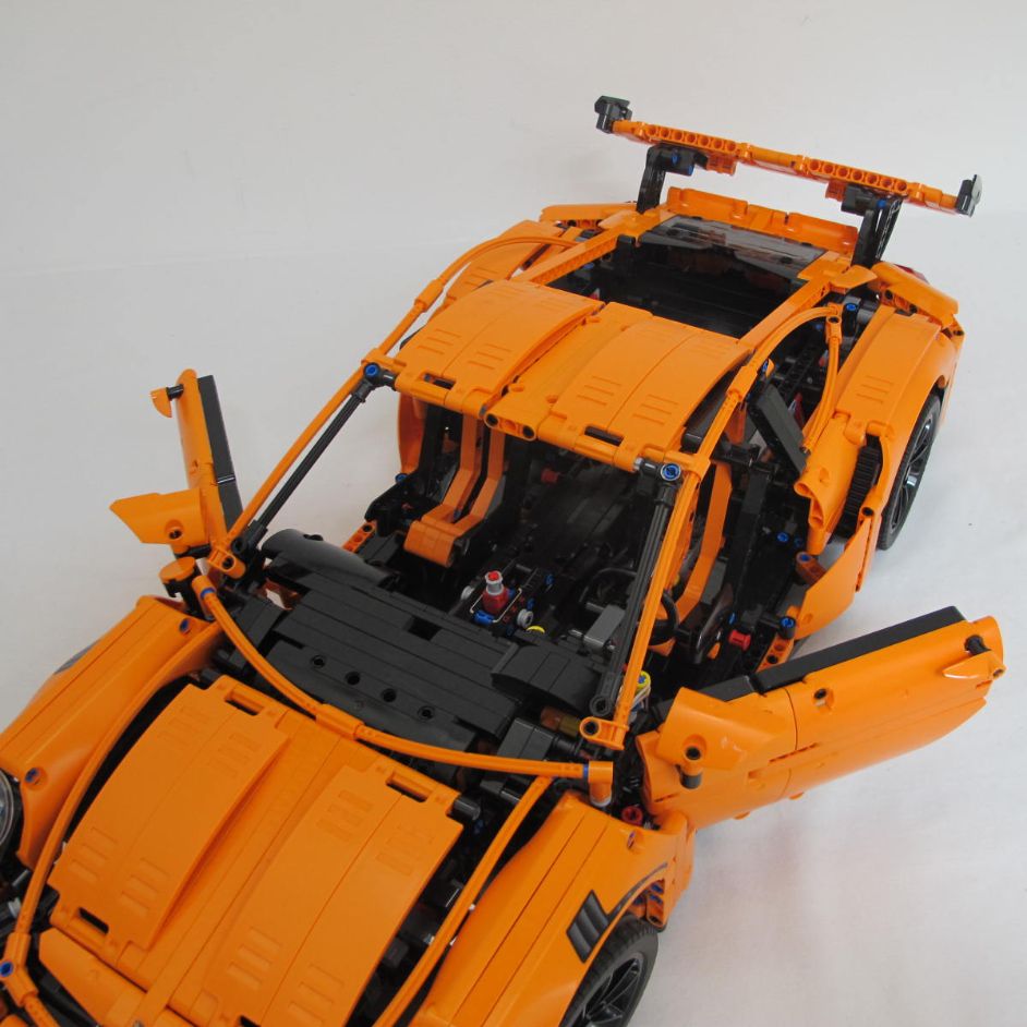 Porsche 911 GT3 RS. Complete with instructions and box - Image 9