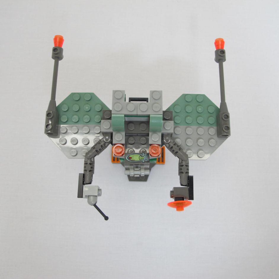 Red Planet Cruiser. Incomplete with instructions, no box - Image 7