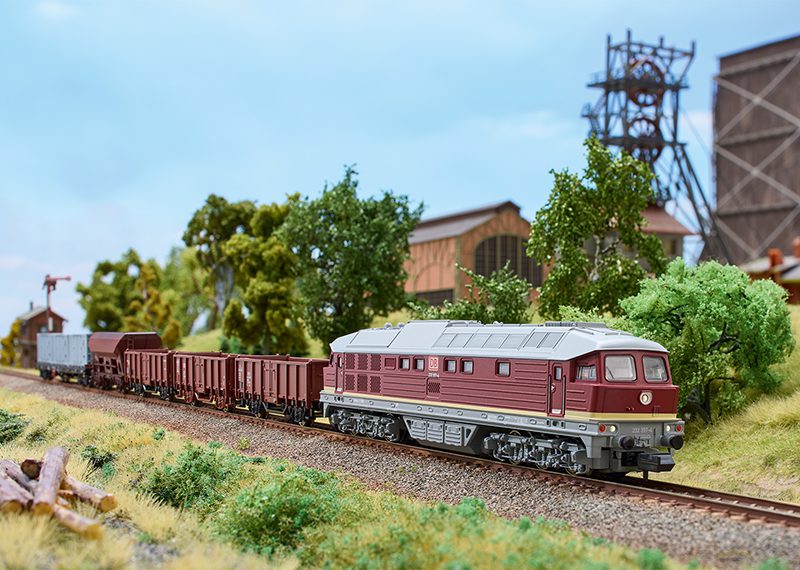 Minitrix T16235 Class 232 Diesel Locomotive