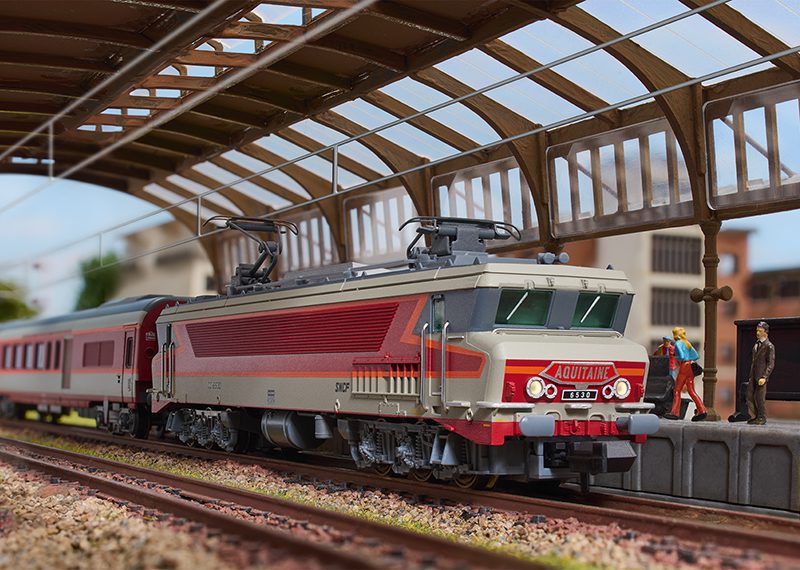 Minitrix T16612 Class CC 6500 Electric Locomotive