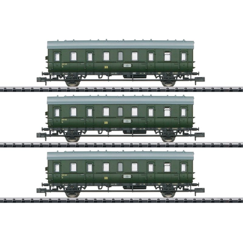 Minitrix 18277 “DR Commuter Service” Car Set