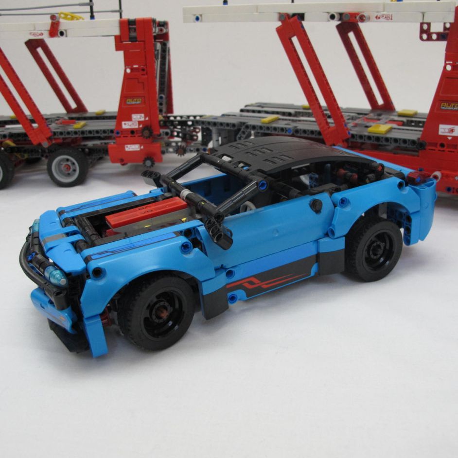 Car Transporter. Complete with instructions and box - Image 4