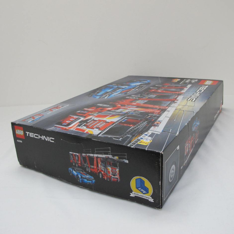 Car Transporter. Complete with instructions and box - Image 11