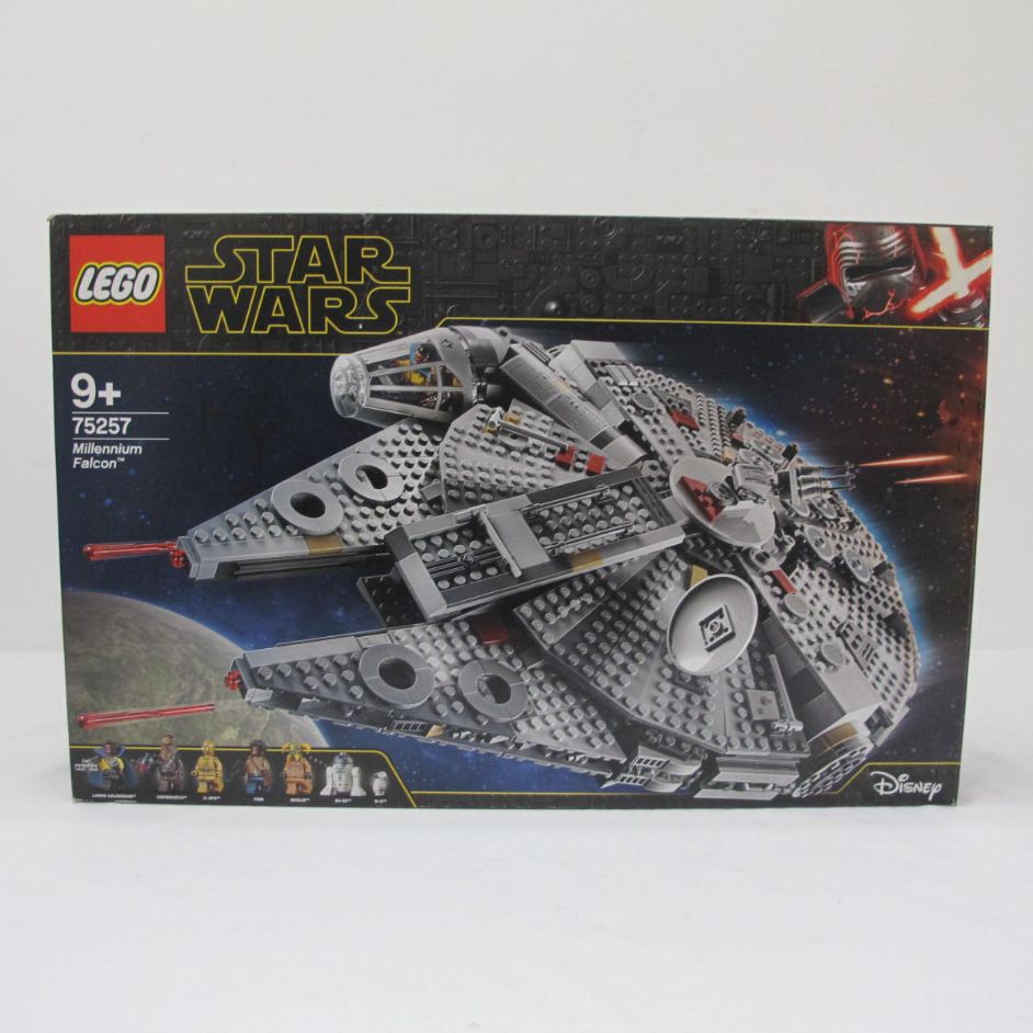 Millennium Falcon. Complete with instructions and box - Image 10