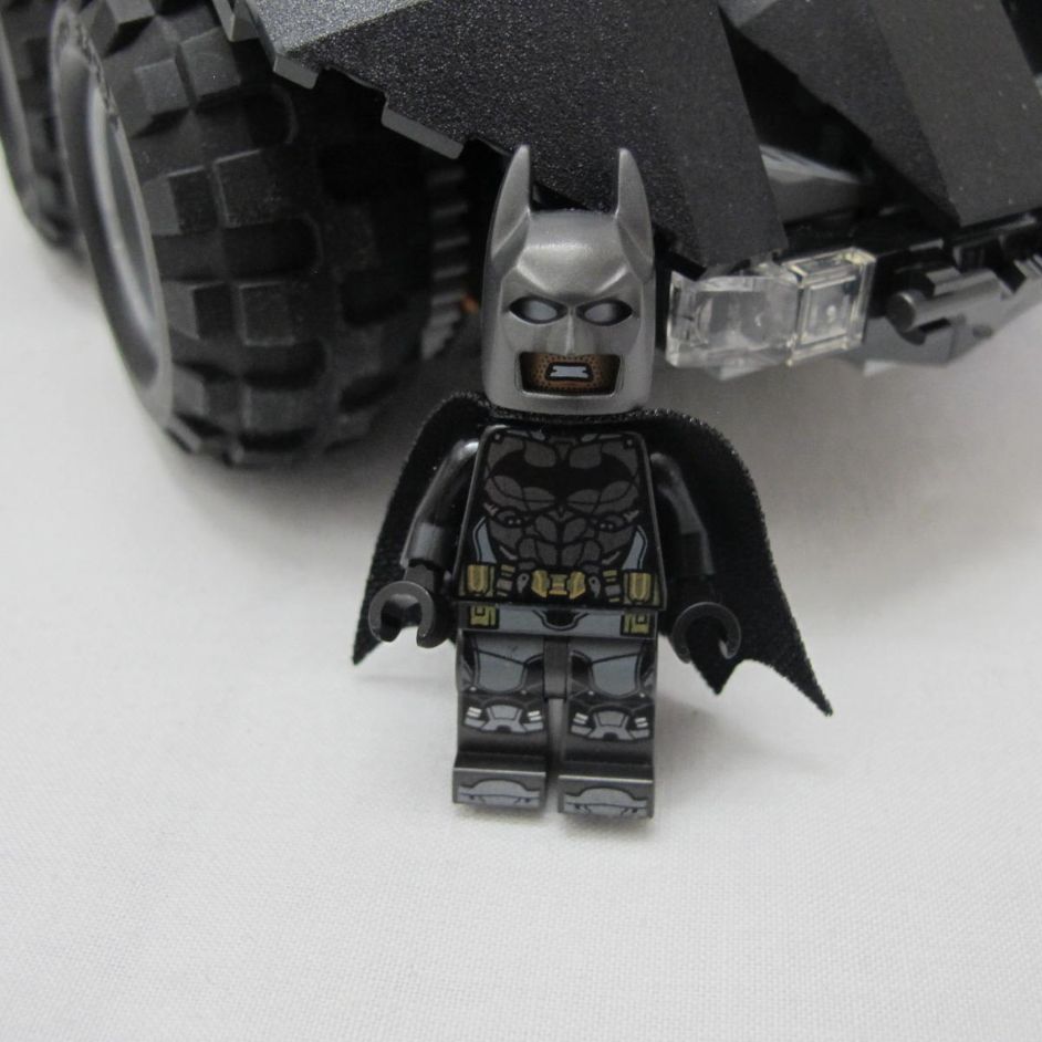 App-Controlled Batmobile. Complete with instructions and box - Image 5