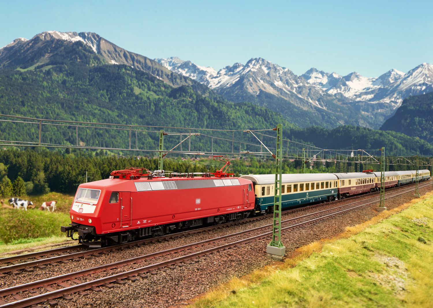 Trix 22198 Class 120.1 Electric Locomotive