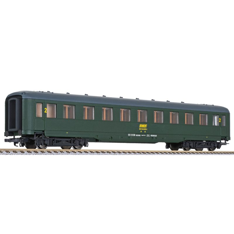 Liliput Skirted Coach 2. Class, SNCF, Era IV L334593