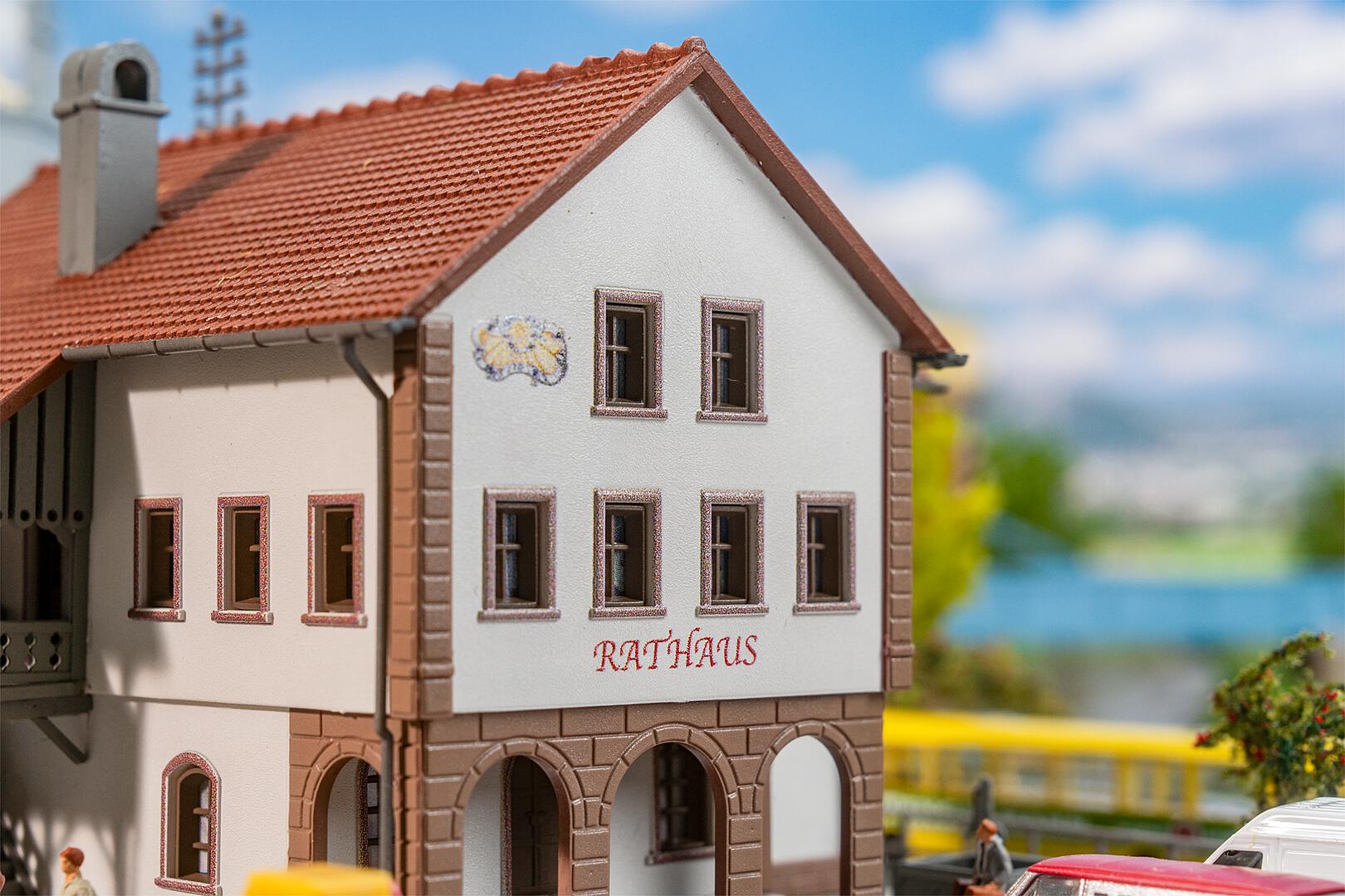 Faller Small Town Hall 231727