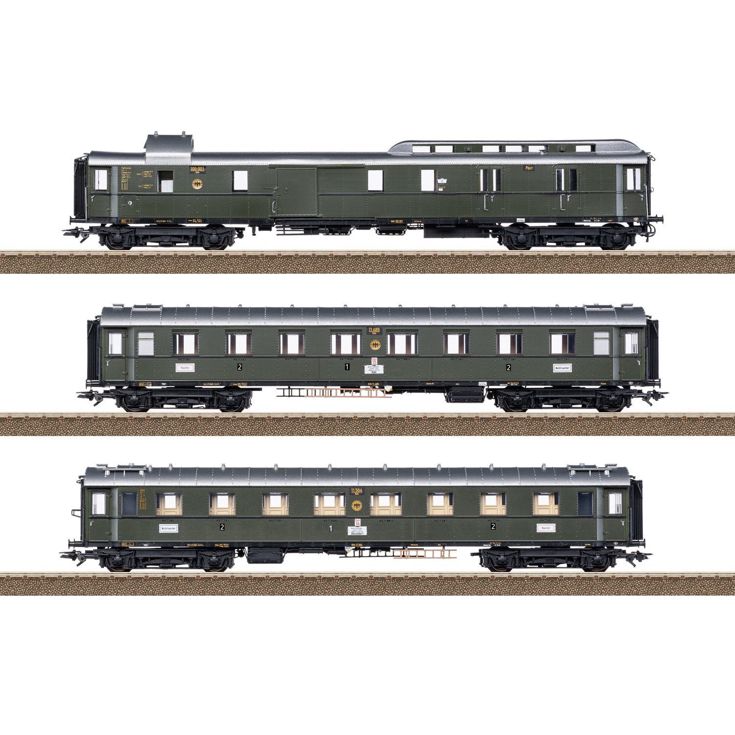 Trix FD 226 Express Train Car Set for the Class 01 23650
