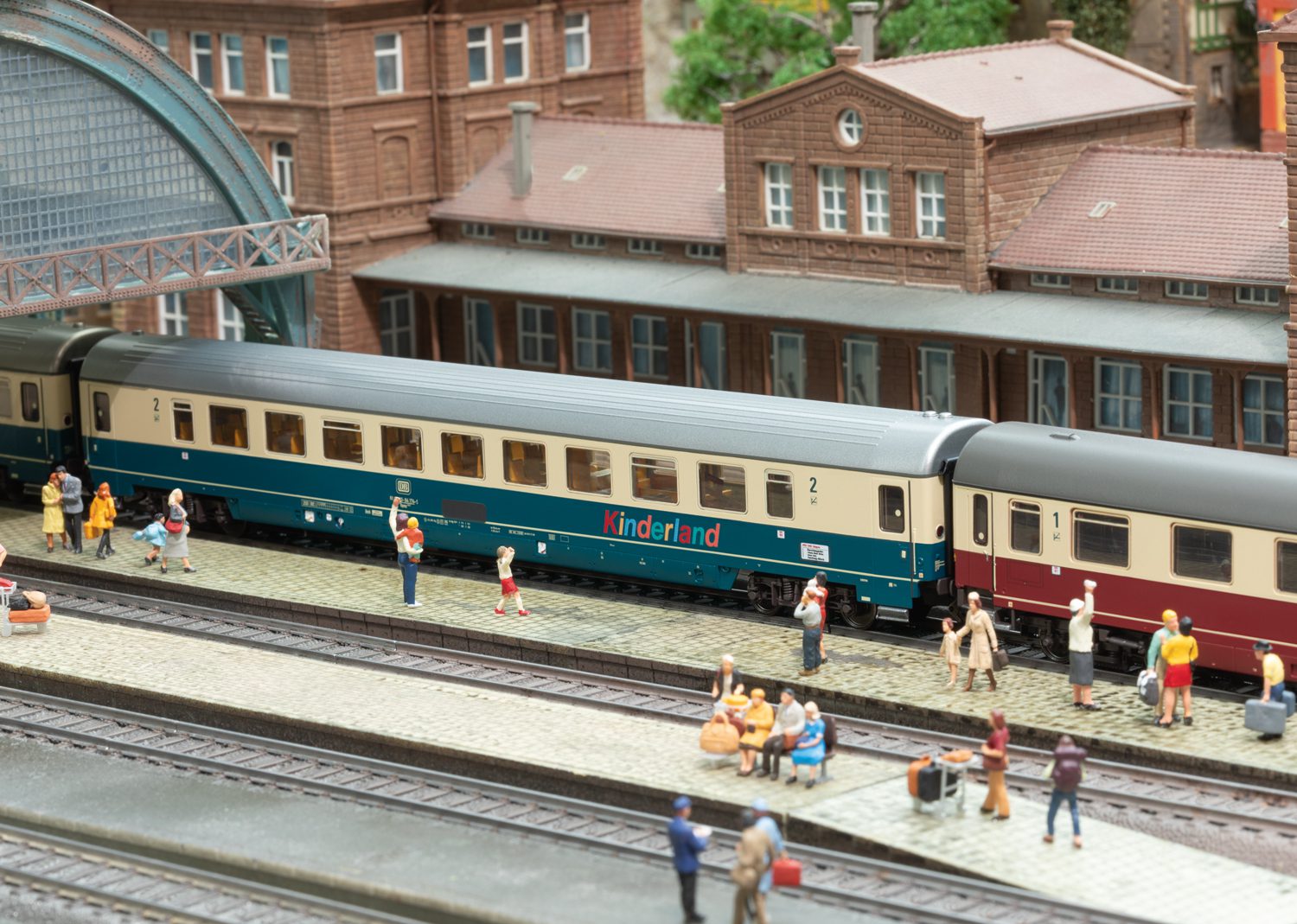 Trix 23143 FD Königssee Passenger Car Set