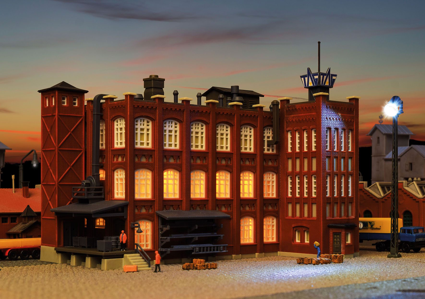 Kibri Factory Building of Wilhelminian Time 36770