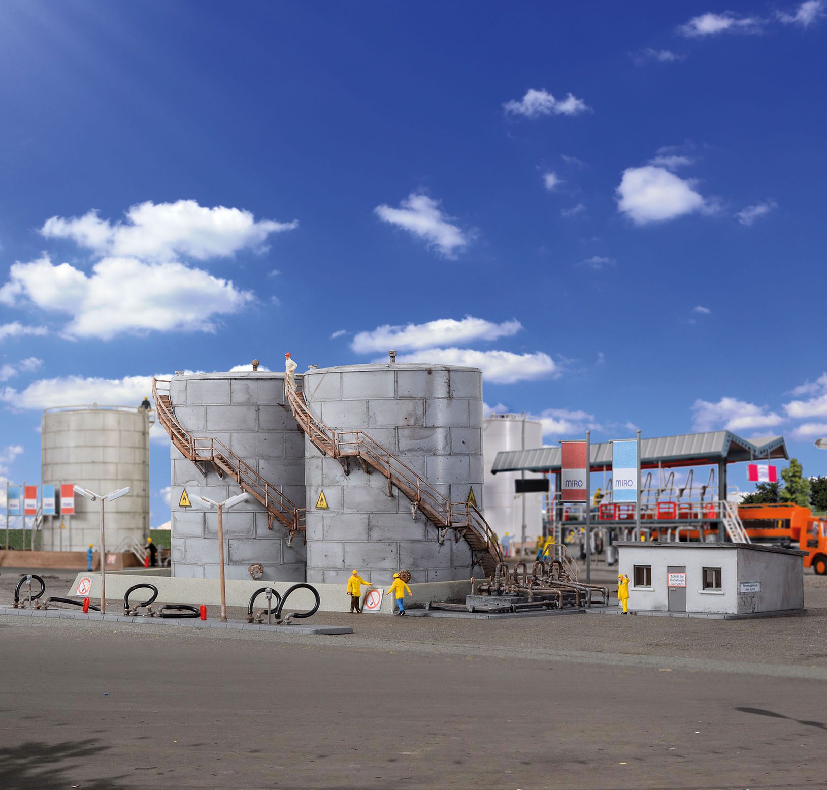 Twin Deep Tanks MIRO with Office Building and Filling Plant - Image 2