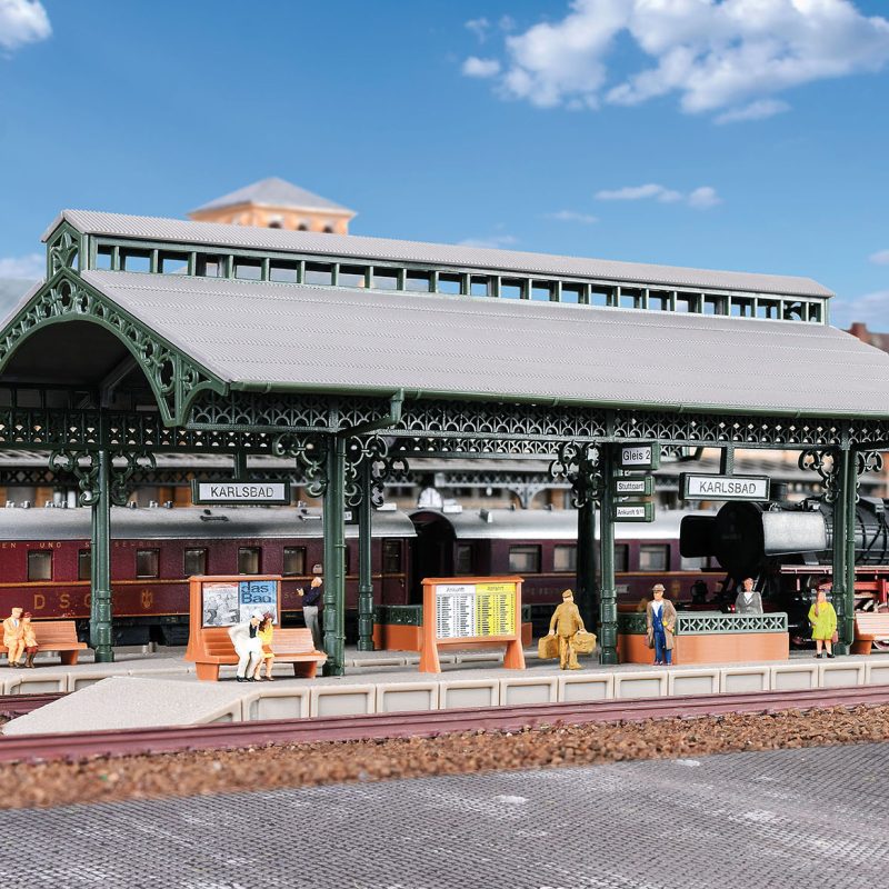 Vollmer Platform Hall with LED Lighting, Functional Kit 47530