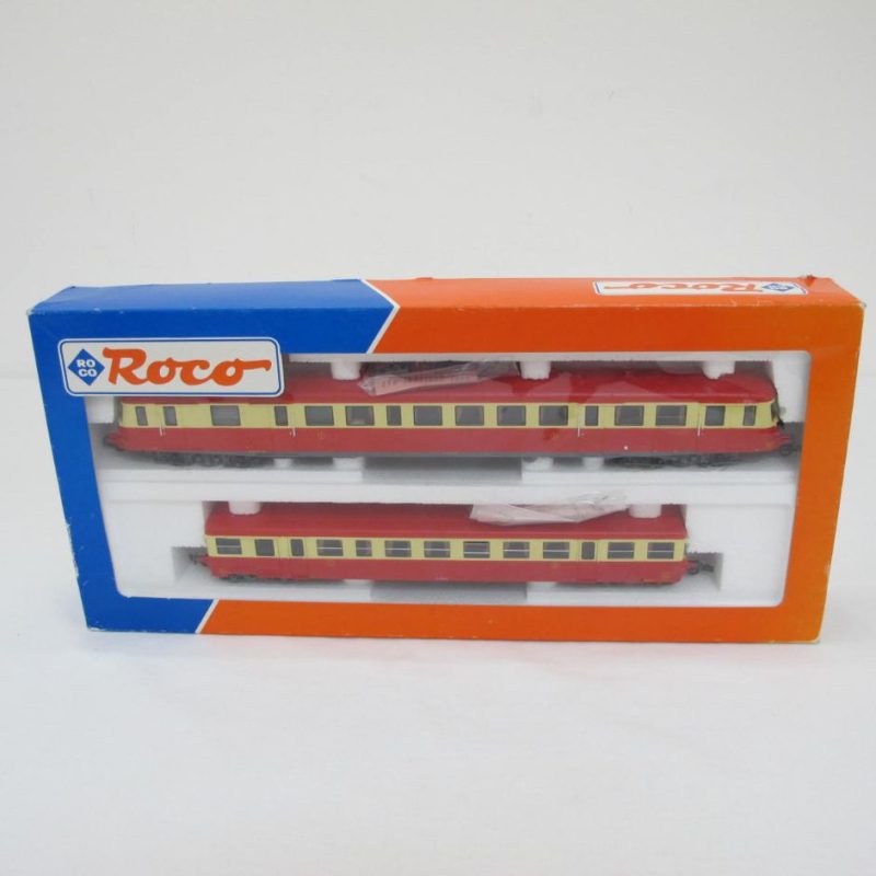 Autorail XABD 2800 TR with XR ABD ep IV SNCF trailer (Toulouse 2901)