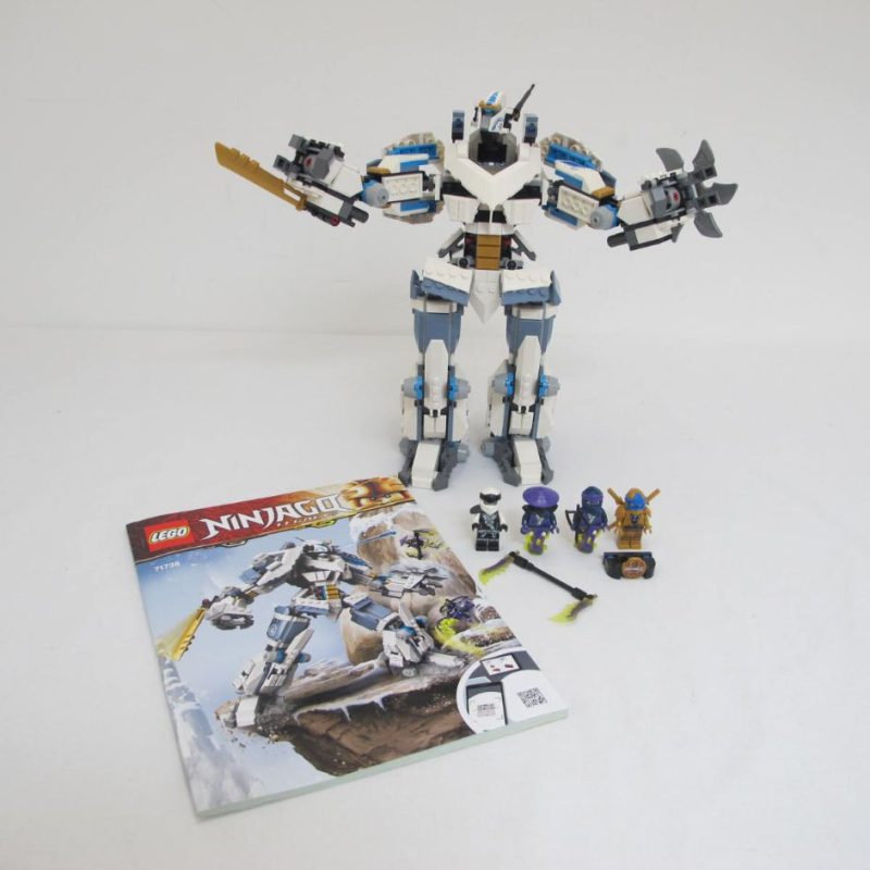 Zane's Titan Mech Battle. Complete with instructions, no box