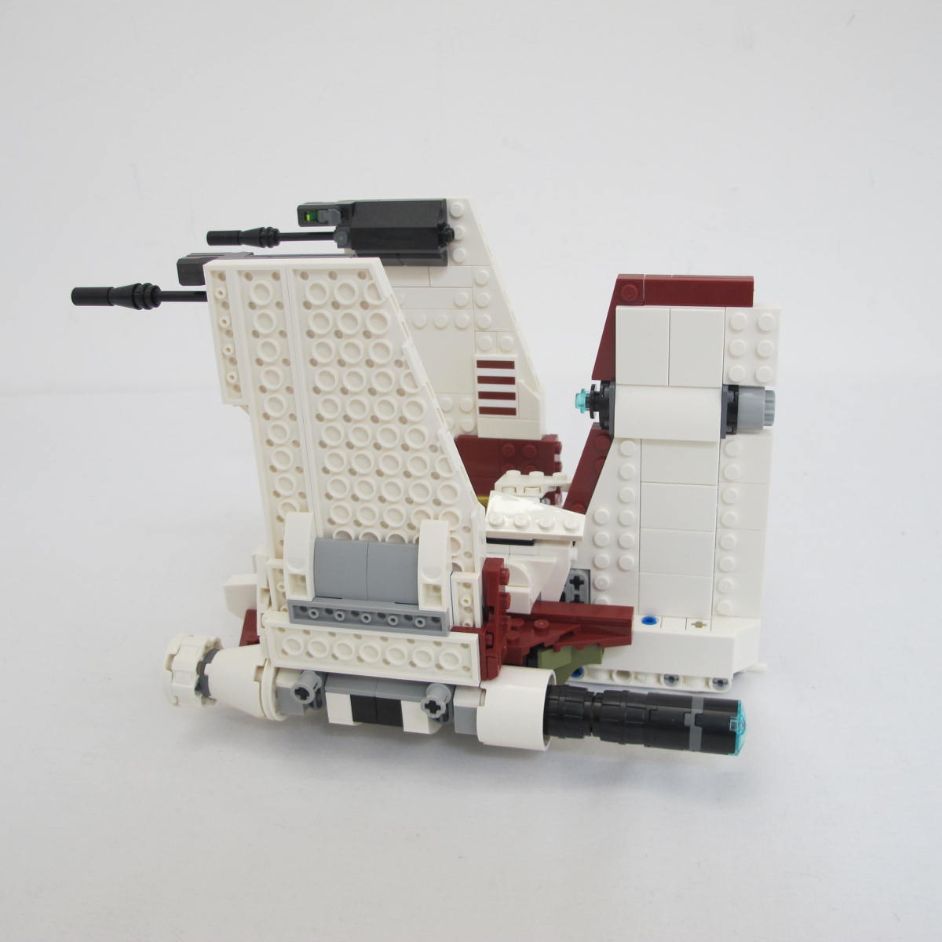 V-19 Torrent Starfighter. Incomplete with instructions, no box - Image 2