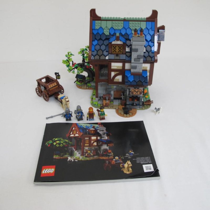 Medieval Blacksmith. Complete with instructions, no box