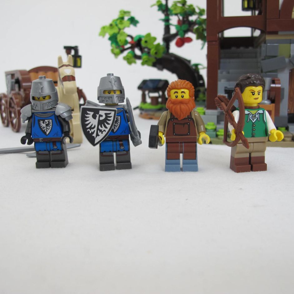 Medieval Blacksmith. Complete with instructions, no box - Image 4