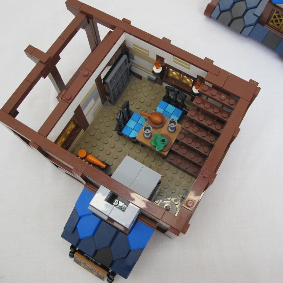 Medieval Blacksmith. Complete with instructions, no box - Image 15