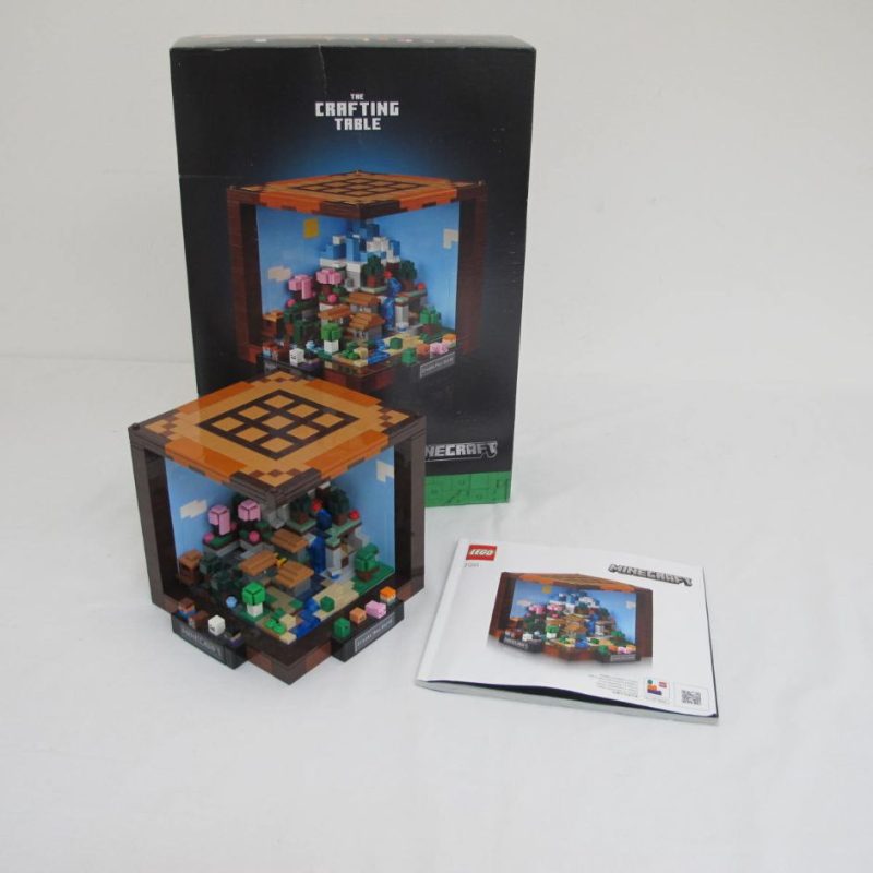 The Crafting Table. Complete with instructions and box