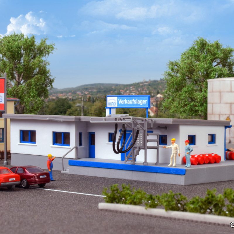 Kibri Sales Office MIRO with Filling Station 37469