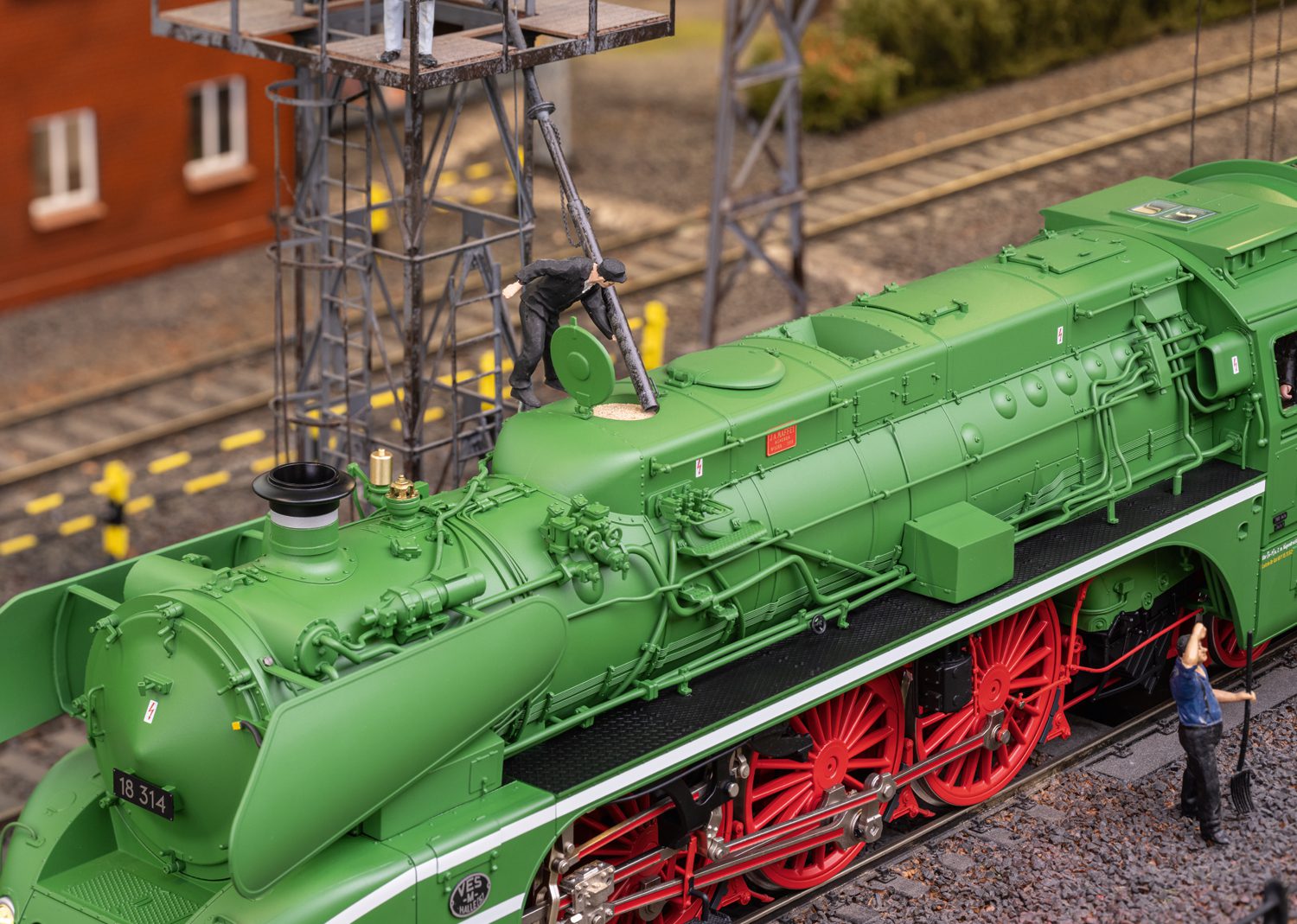 Märklin Class 18 Steam Locomotive 55128