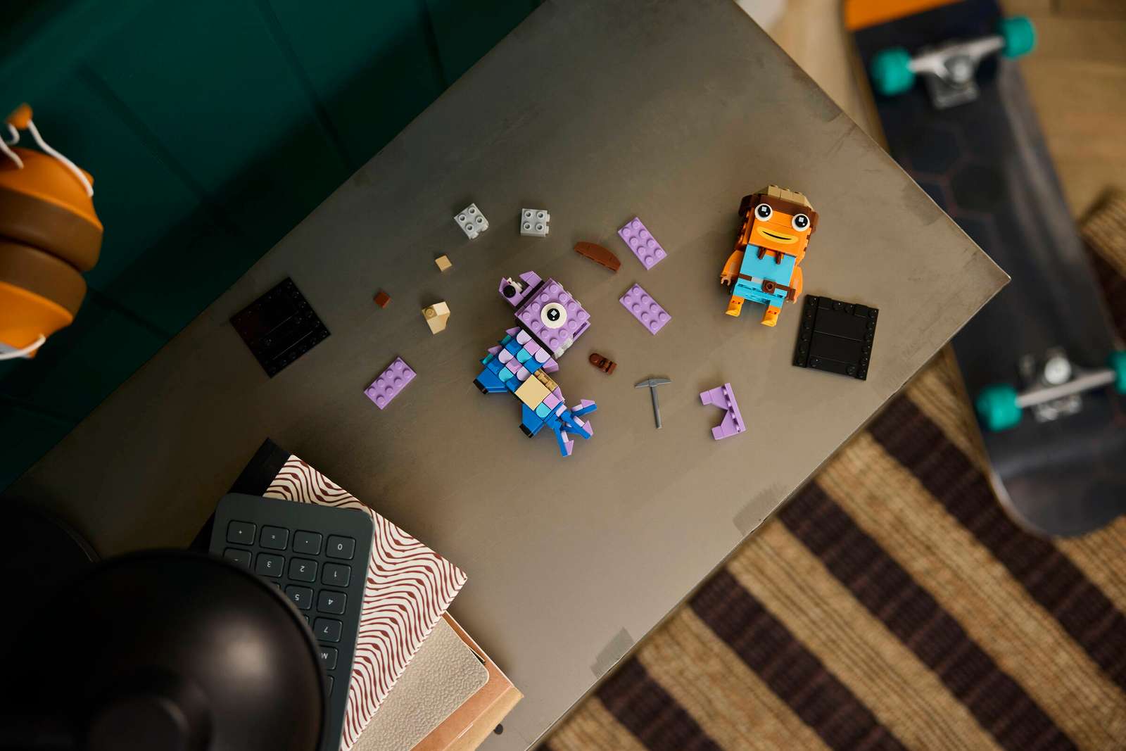 LEGO BrickHeadz Supply Llama & Fishstick Figures 40881