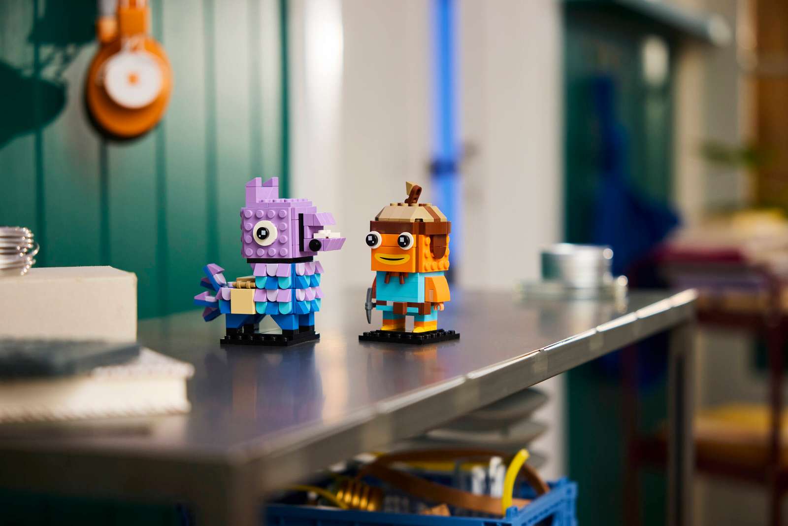 LEGO BrickHeadz Supply Llama & Fishstick Figures 40881