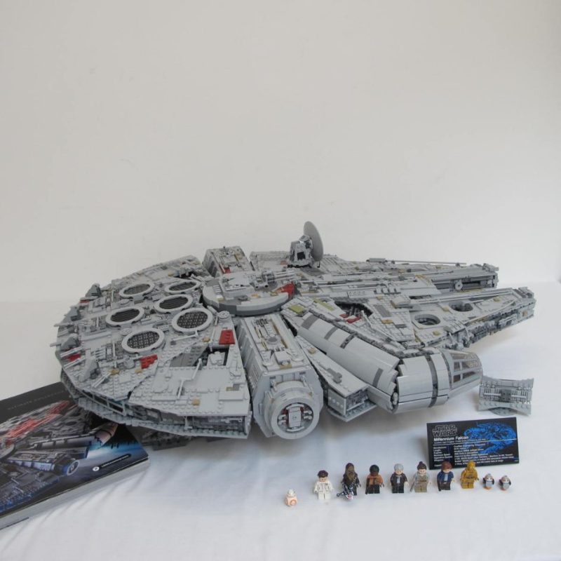 Millennium Falcon - UCS {2nd edition}. Complete with instructions, no box