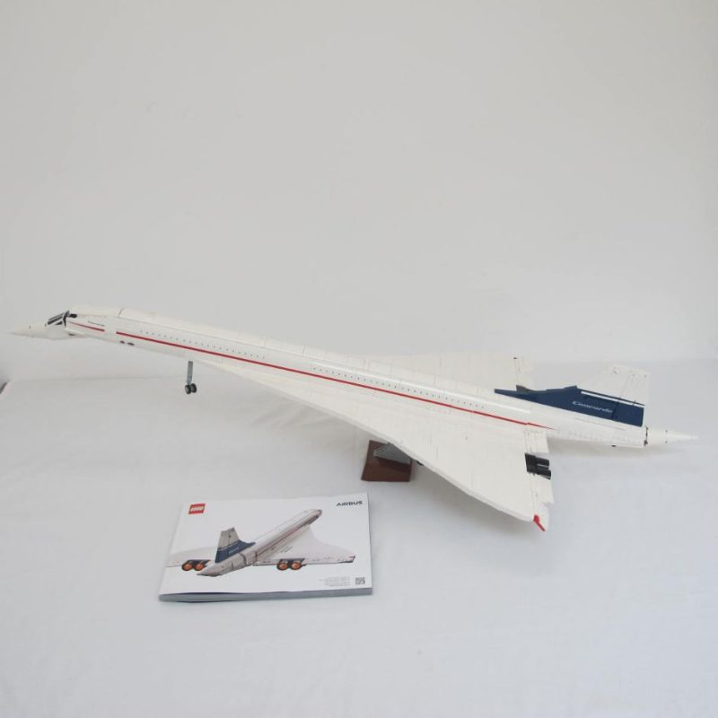 Concorde. Complete with instructions, no box
