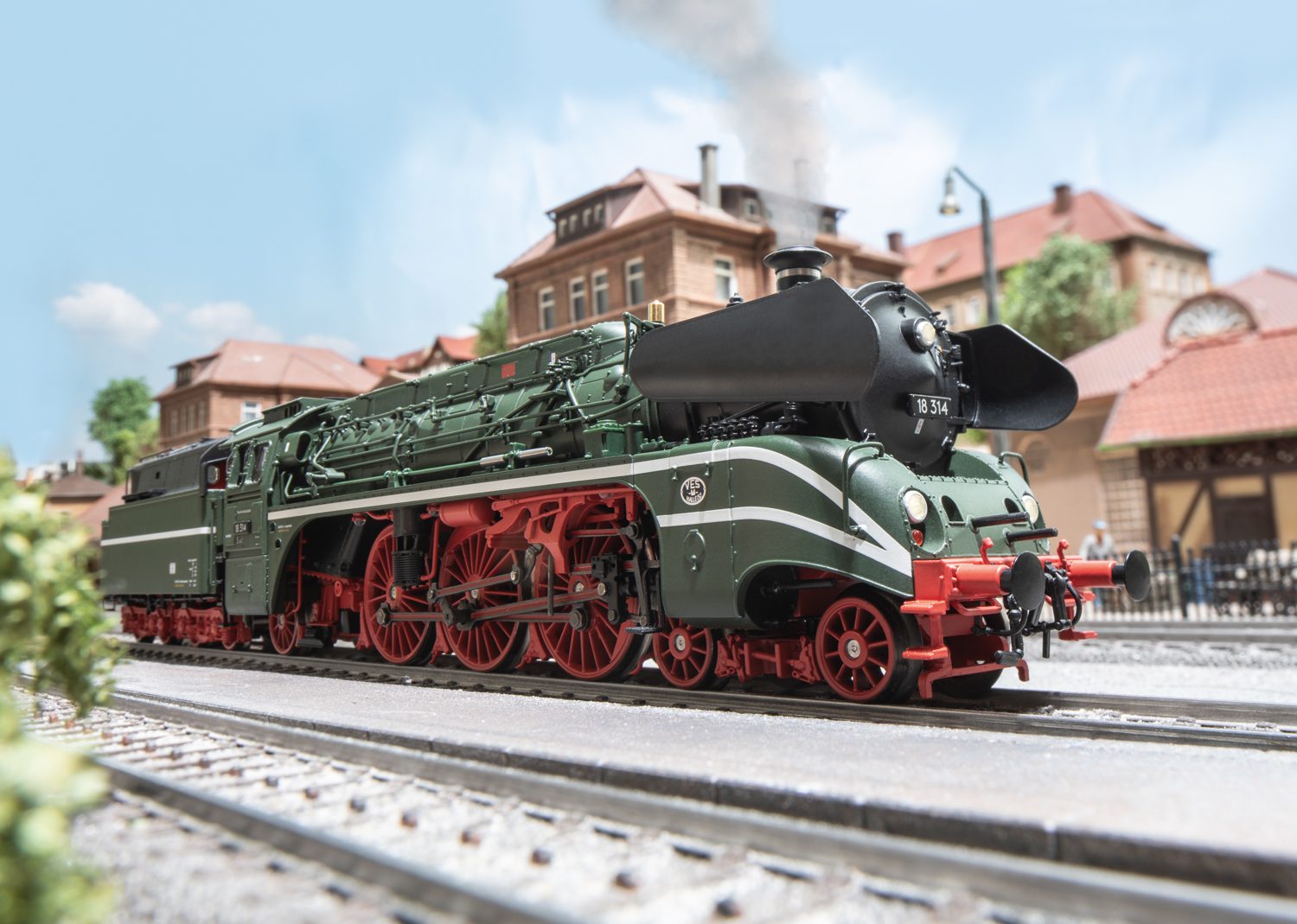 Märklin Class 18.3 Steam Locomotive 39029