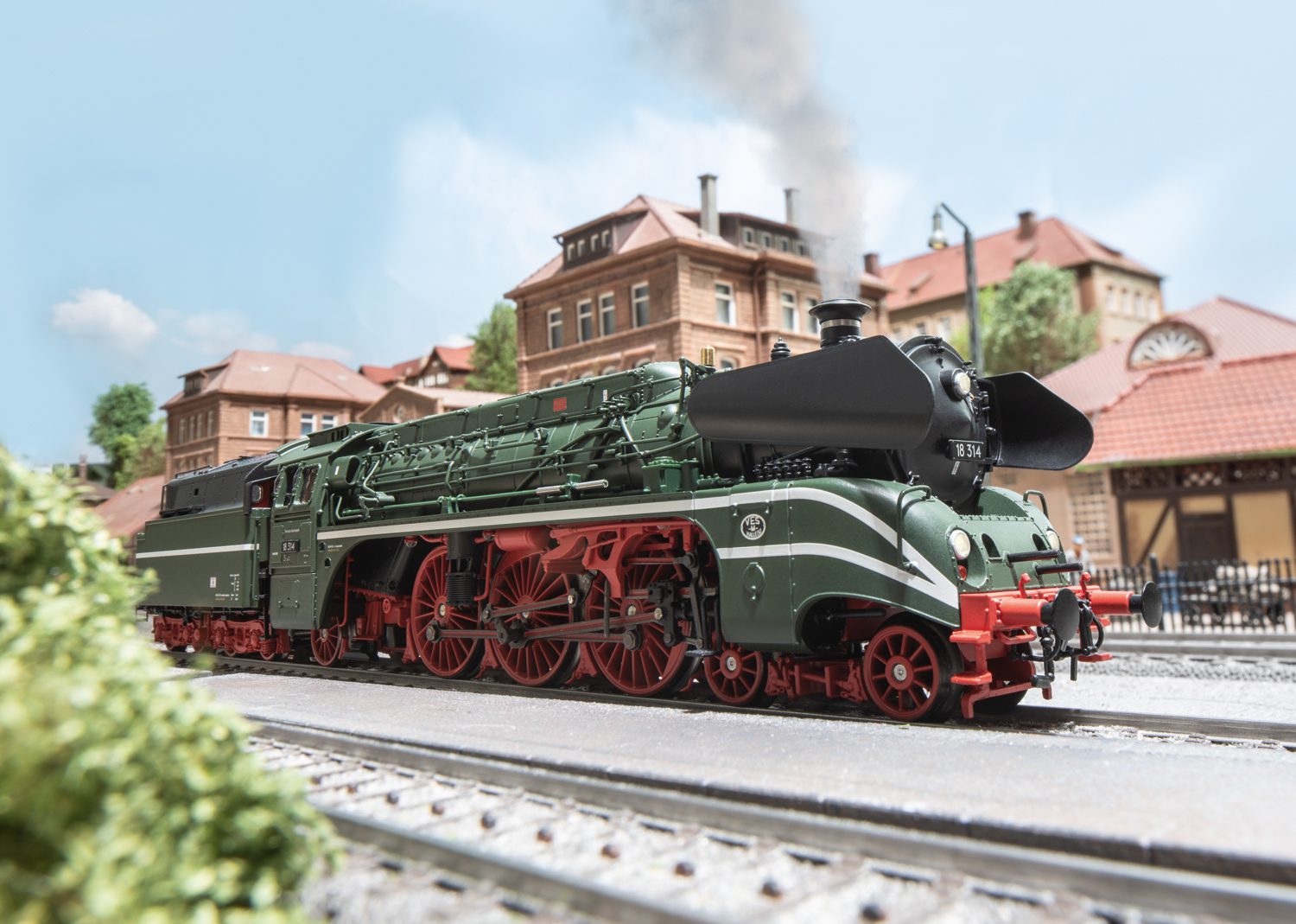 Märklin Class 18.3 Steam Locomotive 39029