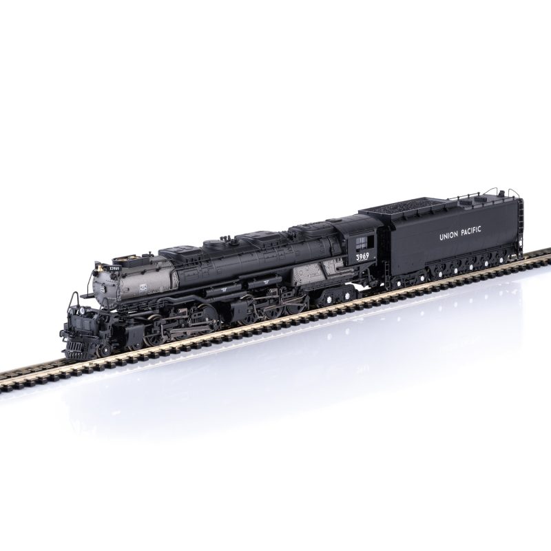 Minitrix Class 3900 Steam Locomotive 16488