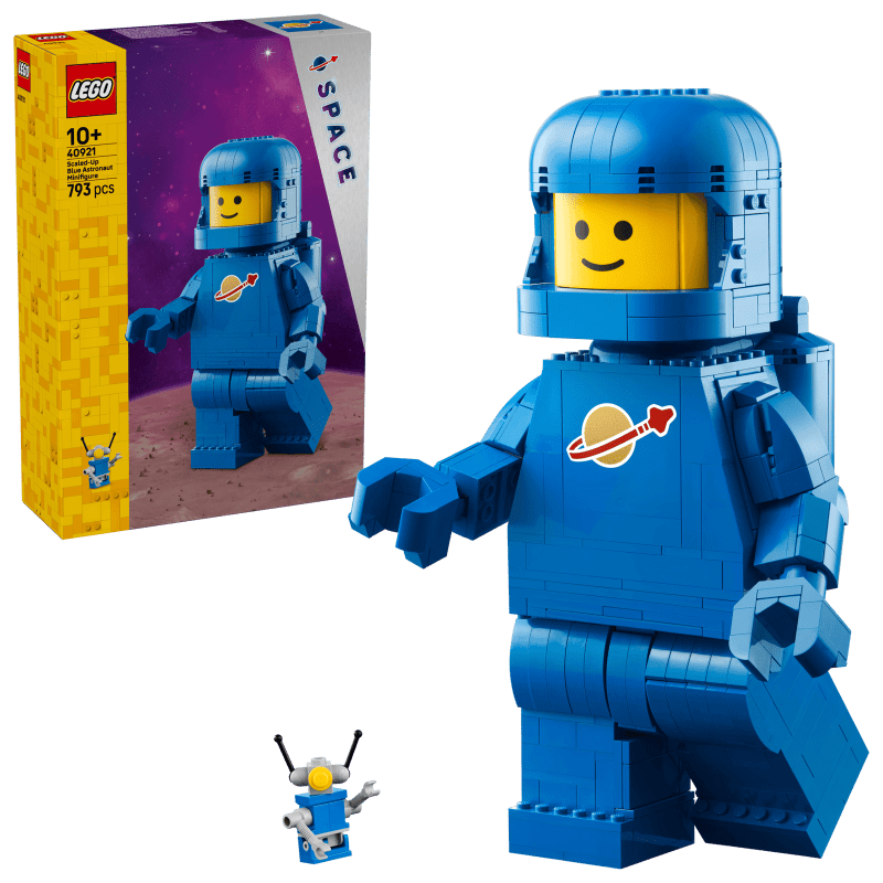 LEGO Up-Scaled Blue Astronaut Minifigure 40921