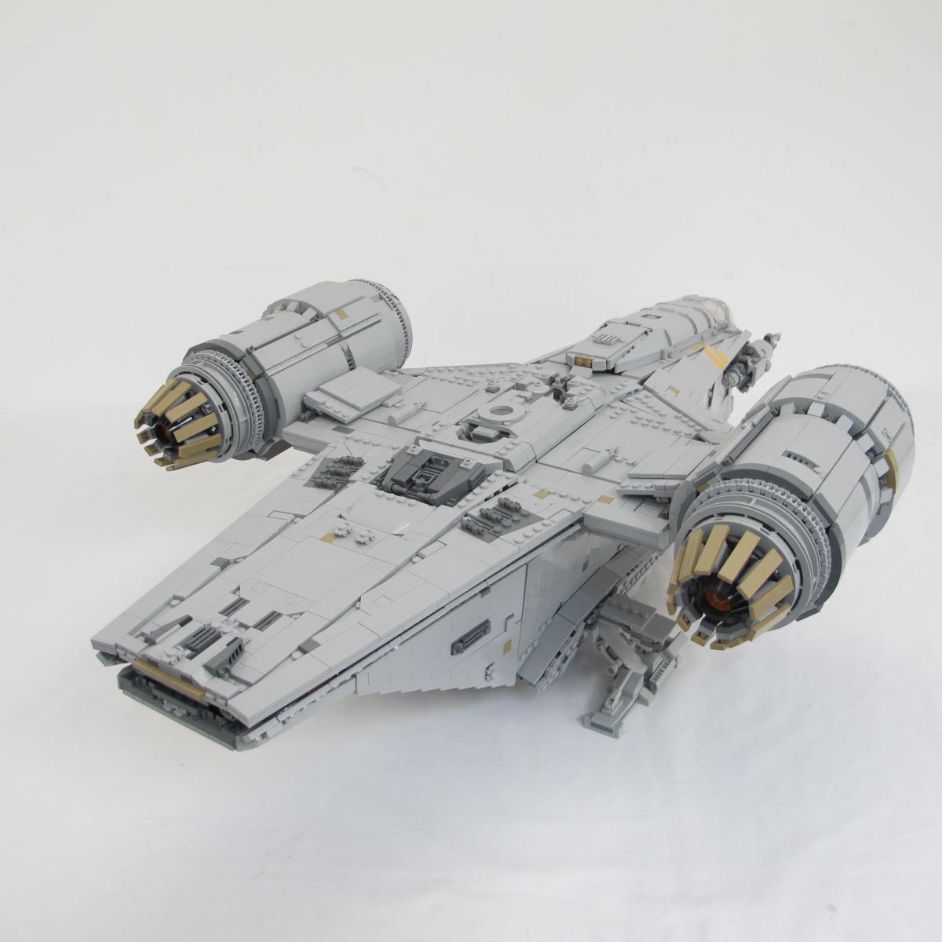 The Razor Crest - UCS. Complete with instructions and box - Image 9