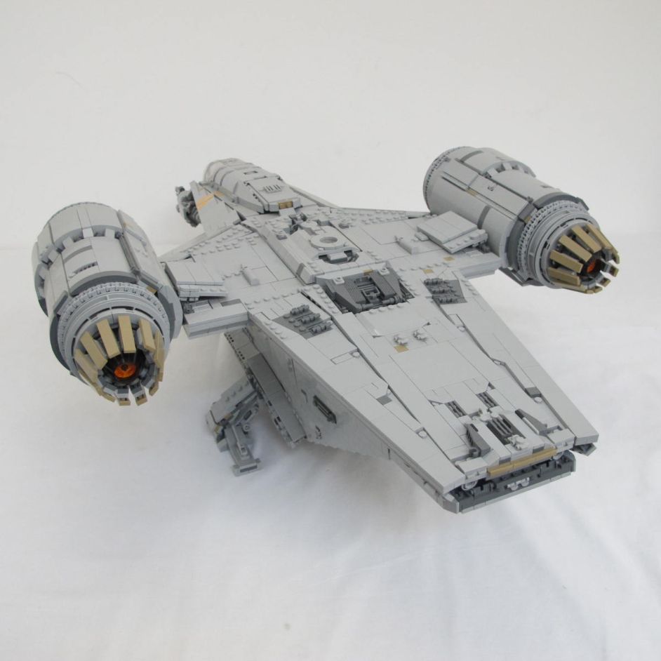 The Razor Crest - UCS. Complete with instructions and box - Image 10